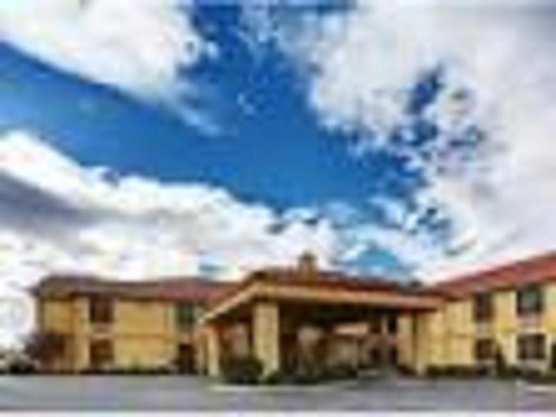 Super 8 By Wyndham Radford Va Hotel Ngoại thất bức ảnh